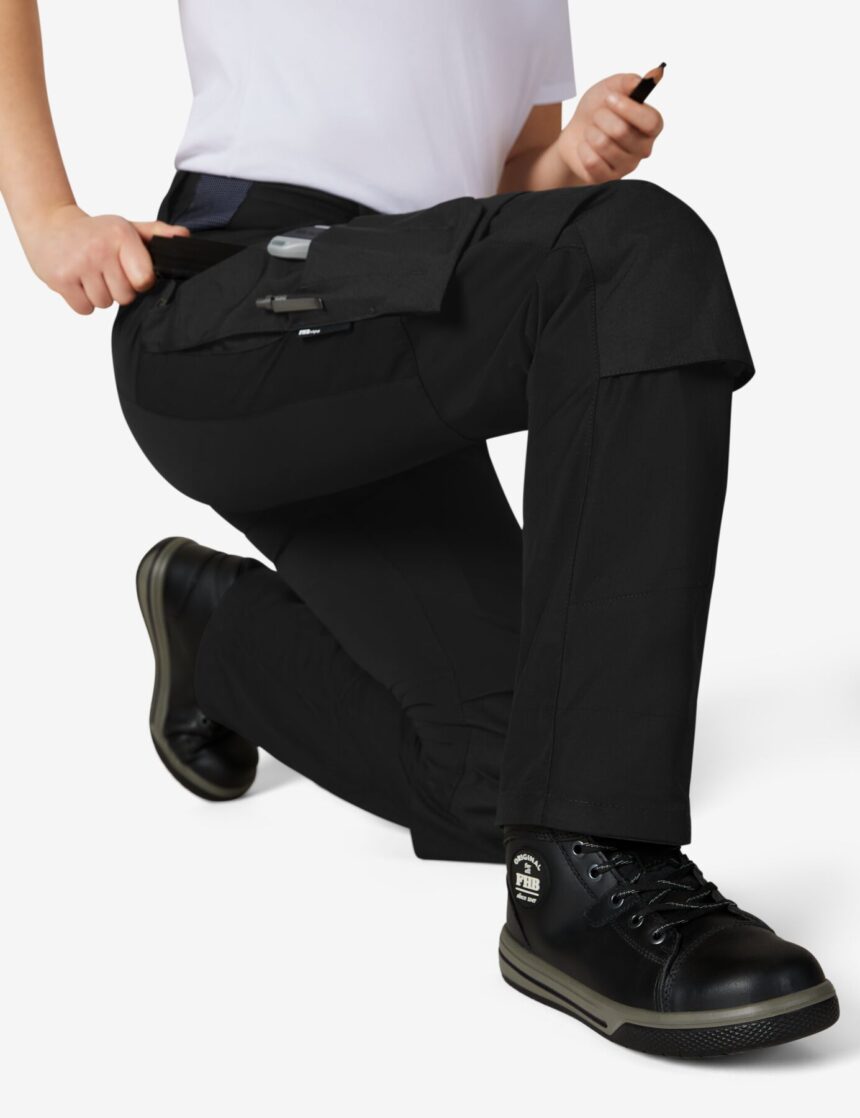 FHB OLLI Zunfthose leicht und elastisch, schwarz, Gr. 90